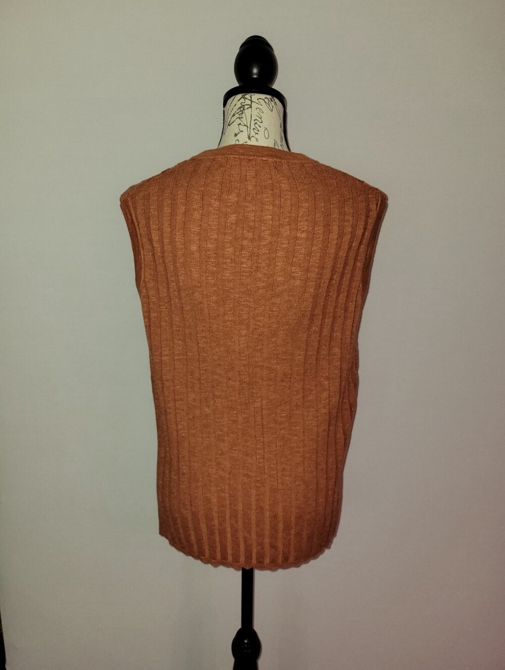 Free People Oversized Rust Ribbed V-Neck Knit Tank - Picture 5 of 8